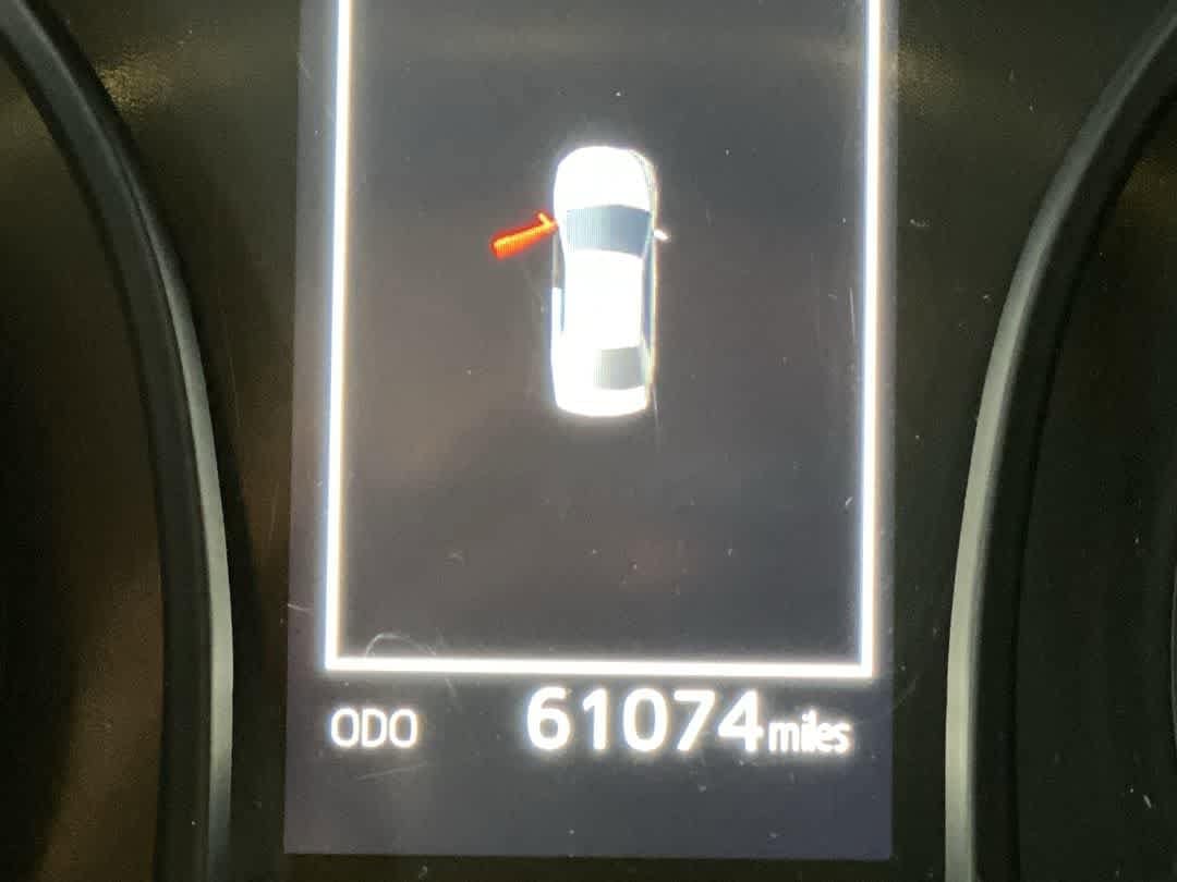 Thumbnail: 2023 Toyota Camry - 18