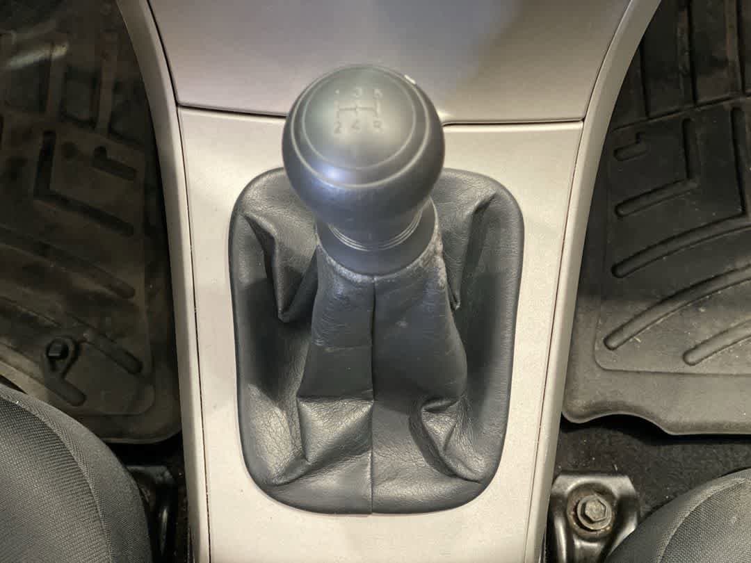 Thumbnail: 2010 Toyota Corolla - 21