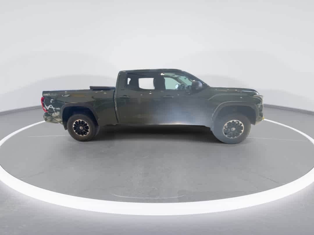 Thumbnail: 2022 Toyota Tundra - 9