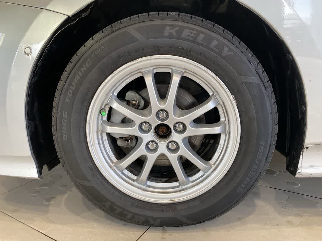 Thumbnail: 2021 Toyota Prius - 10