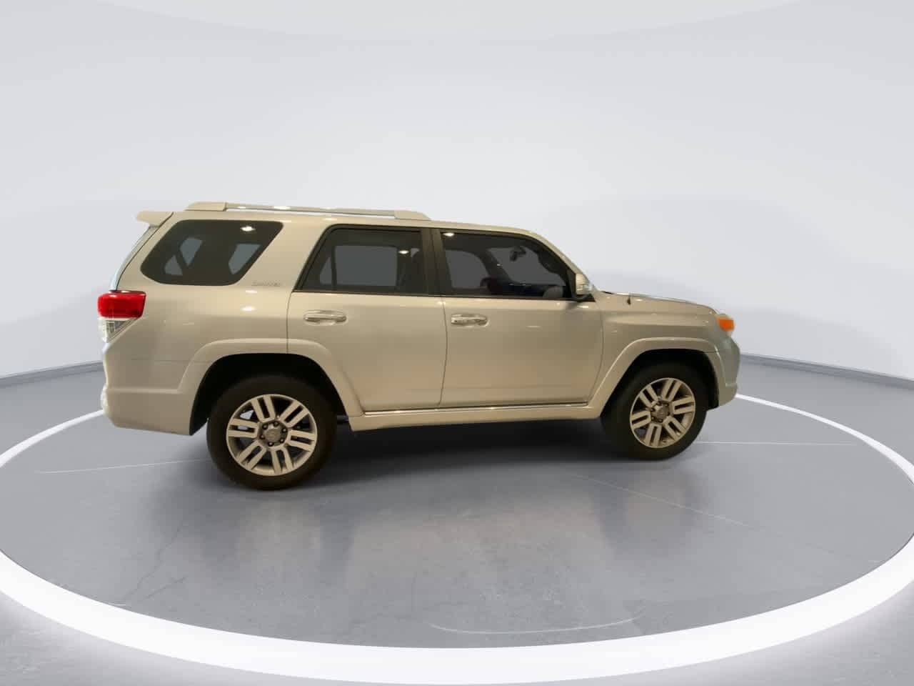 Thumbnail: 2011 Toyota 4Runner - 9