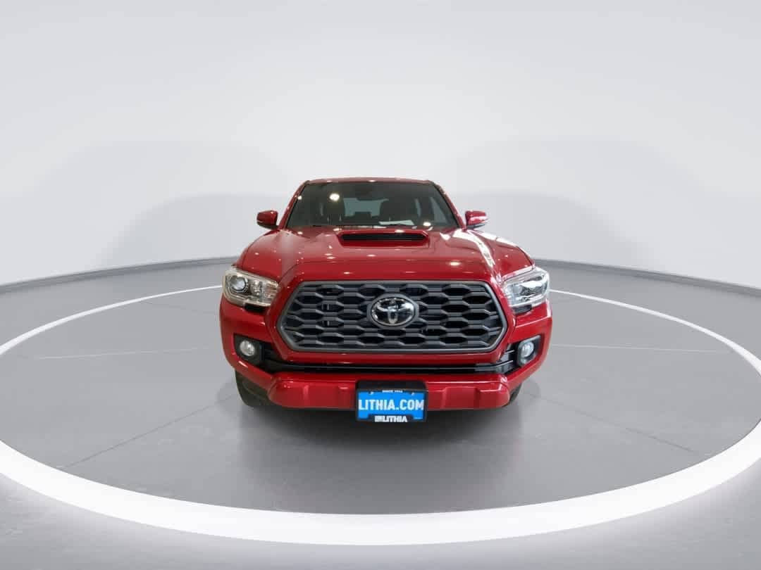 Thumbnail: 2020 Toyota Tacoma - 3