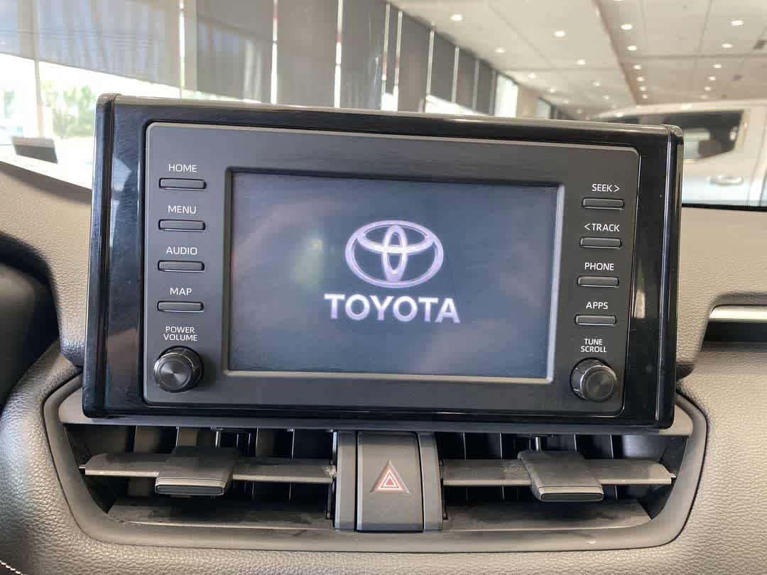 Thumbnail: 2019 Toyota RAV4 - 18