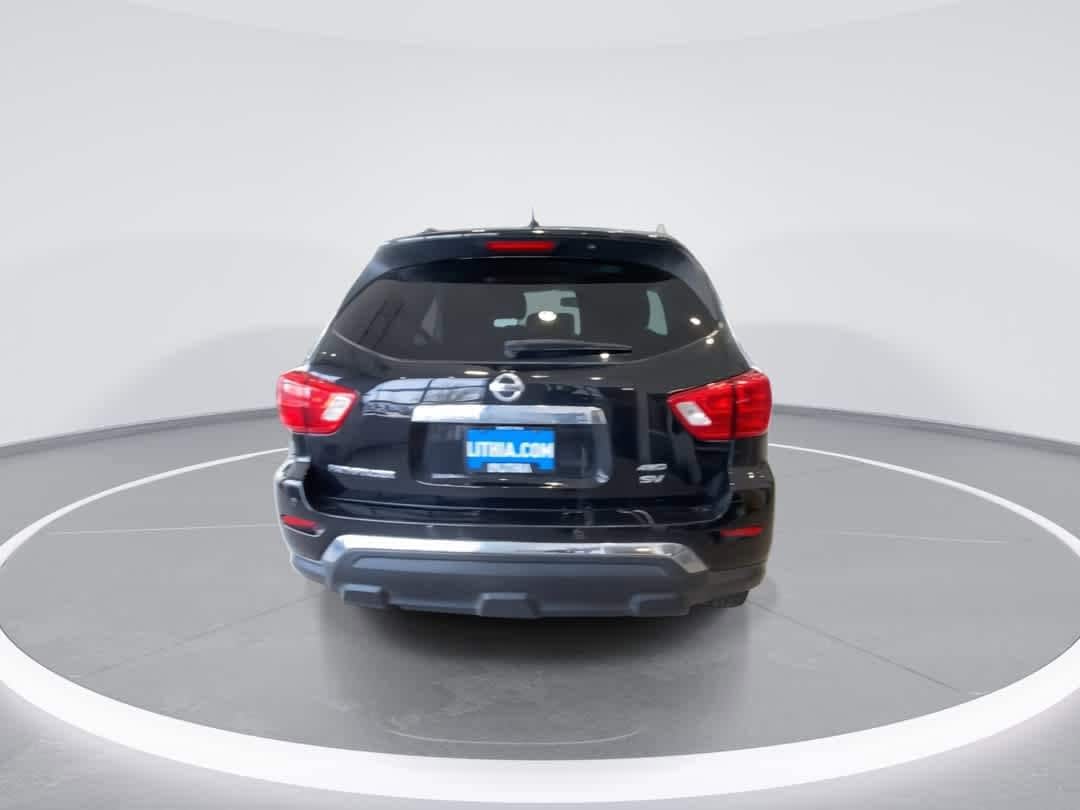 Thumbnail: 2017 Nissan Pathfinder - 7