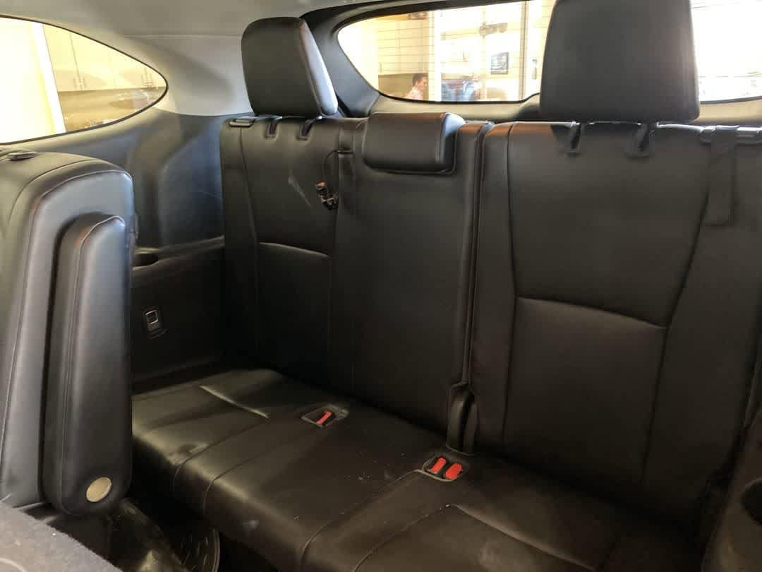 Thumbnail: 2021 Toyota Highlander - 23