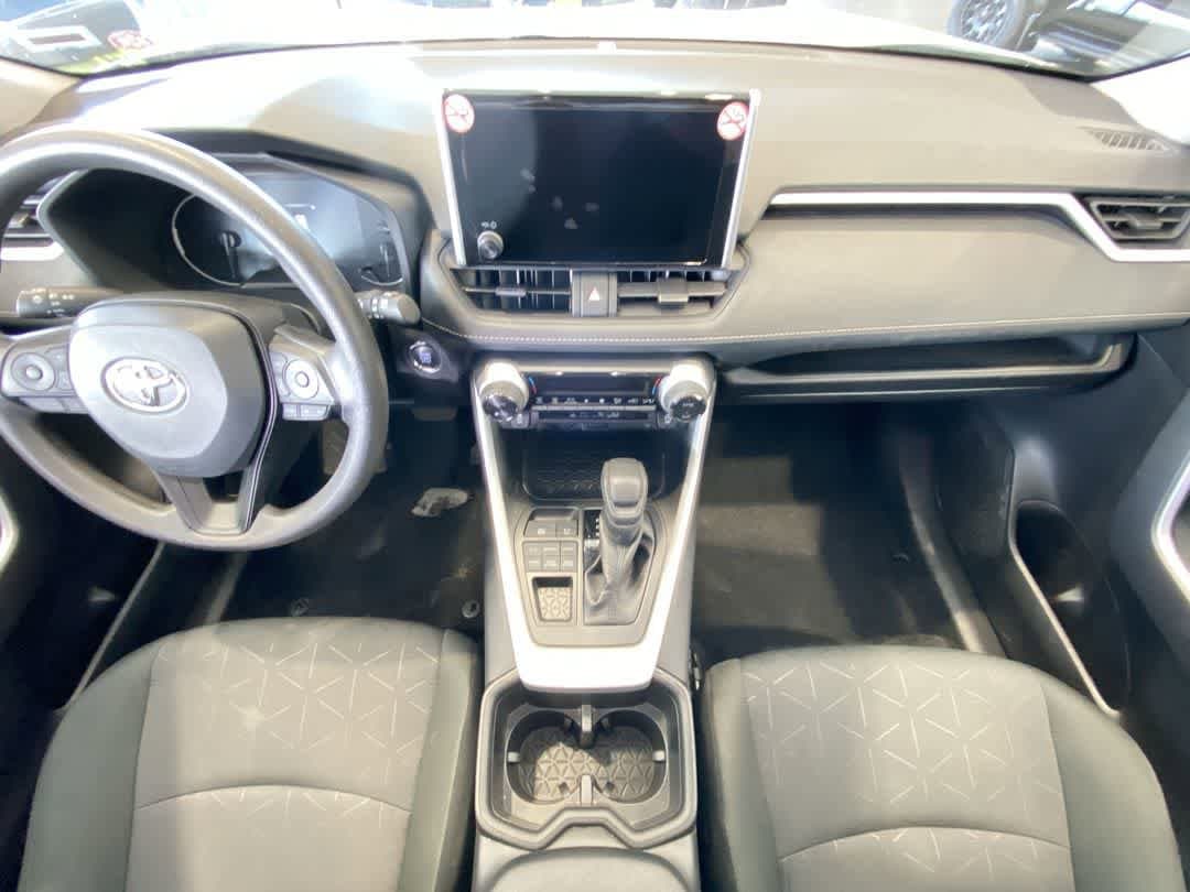 Thumbnail: 2025 Toyota RAV4 - 23