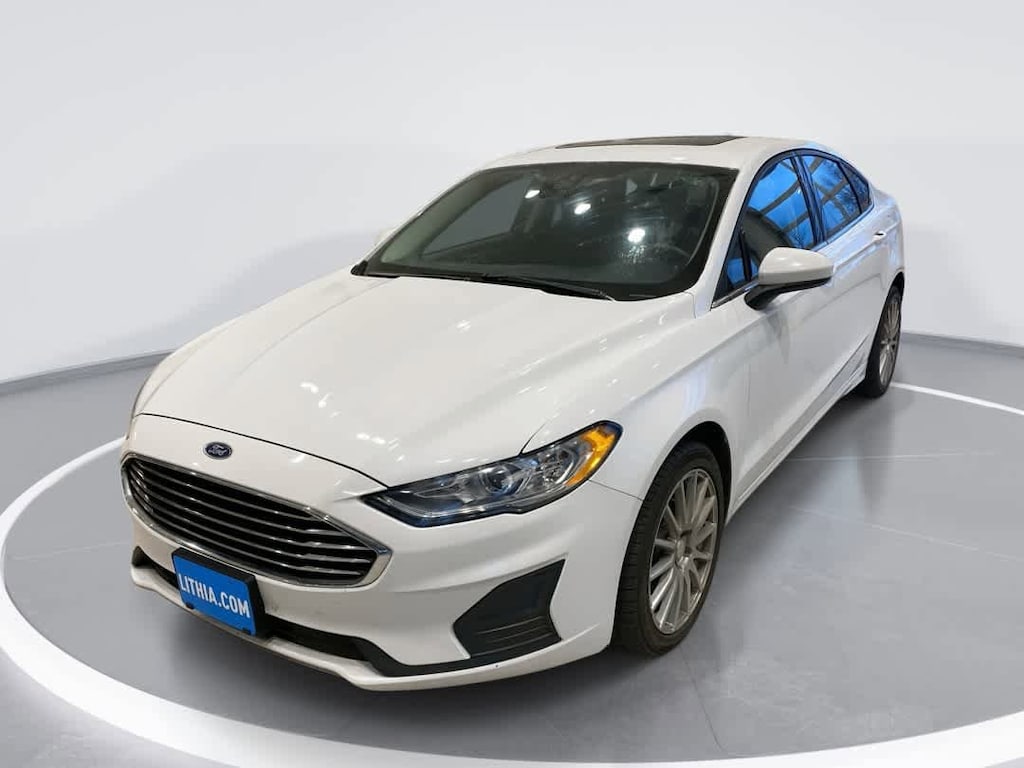 Used 2020 Ford Fusion SE Sedan