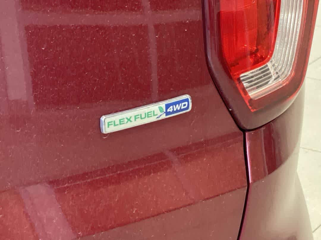 Thumbnail: 2016 Ford Explorer - 12