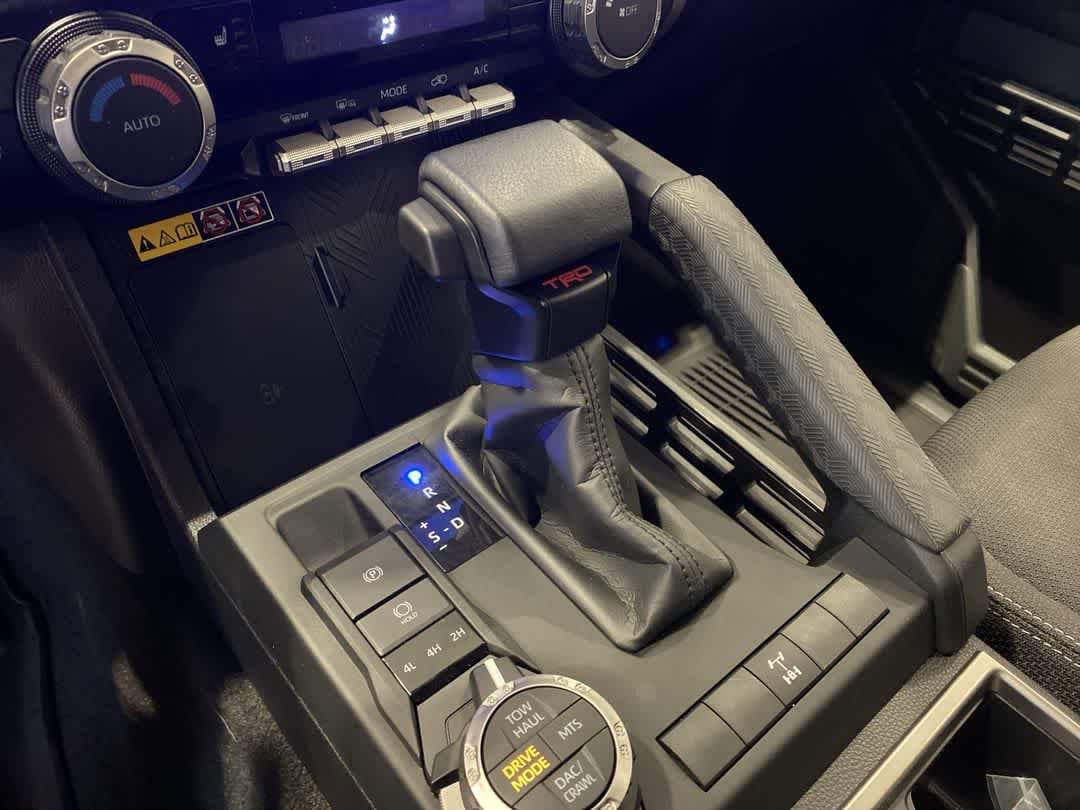 Thumbnail: 2025 Toyota 4Runner - 22