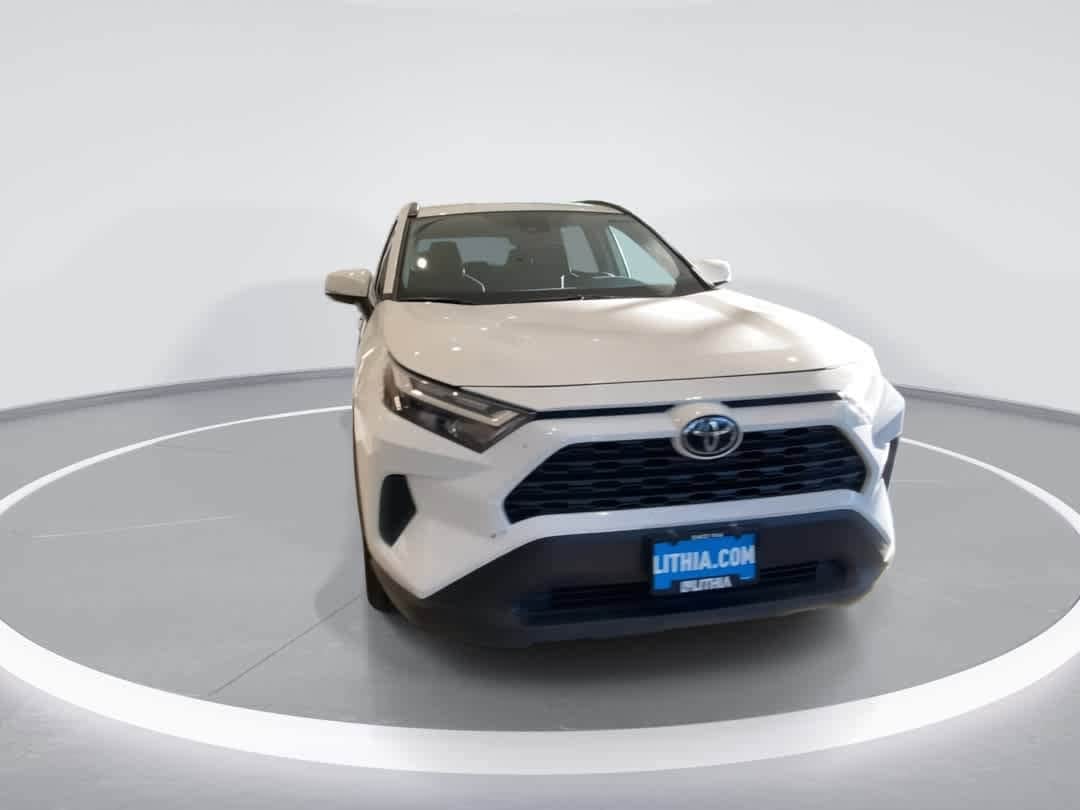 Thumbnail: 2025 Toyota RAV4 - 3