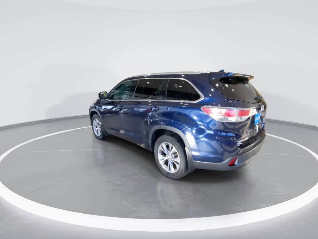 Thumbnail: 2015 Toyota Highlander - 6