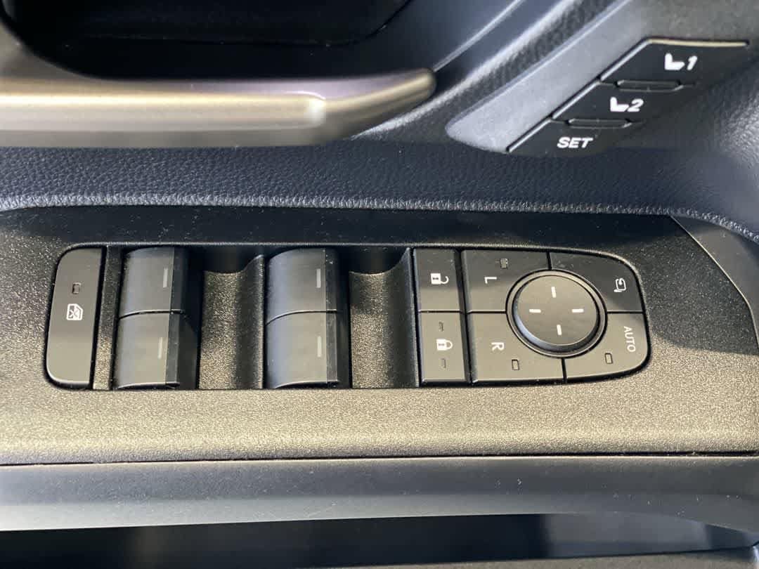 Thumbnail: 2025 Toyota 4Runner - 15