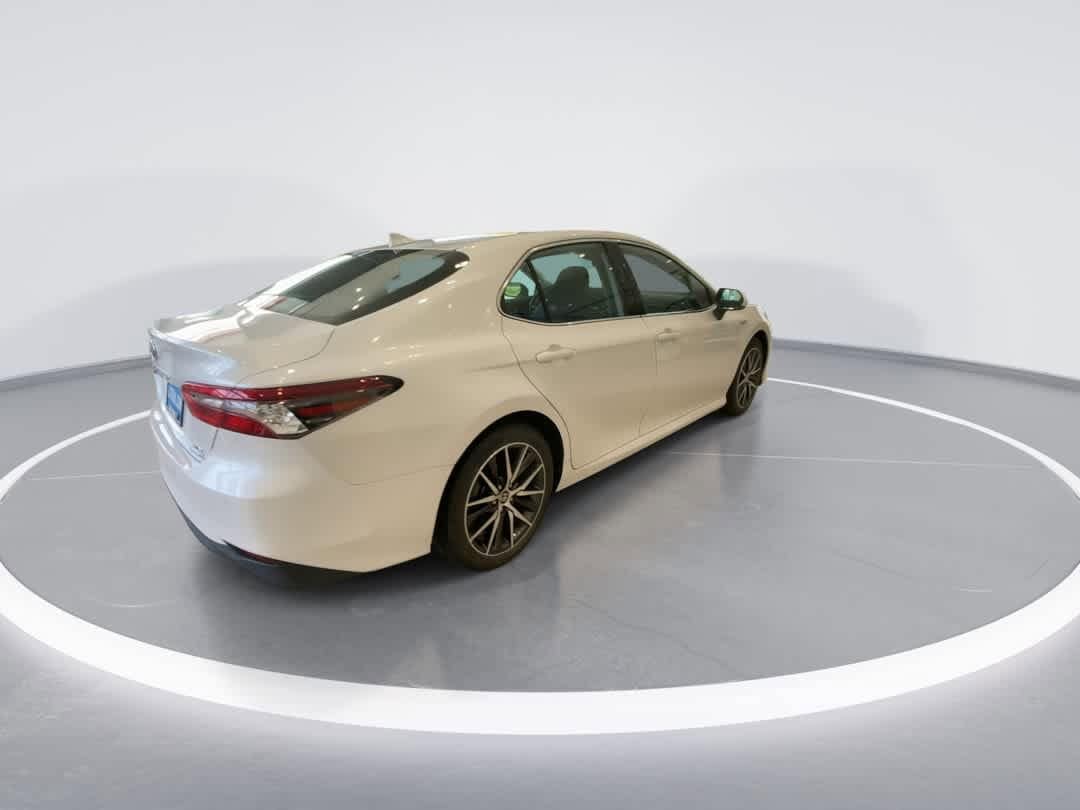 Thumbnail: 2021 Toyota Camry - 8