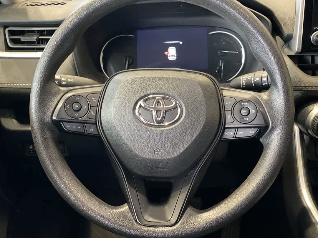 Thumbnail: 2024 Toyota RAV4 - 17