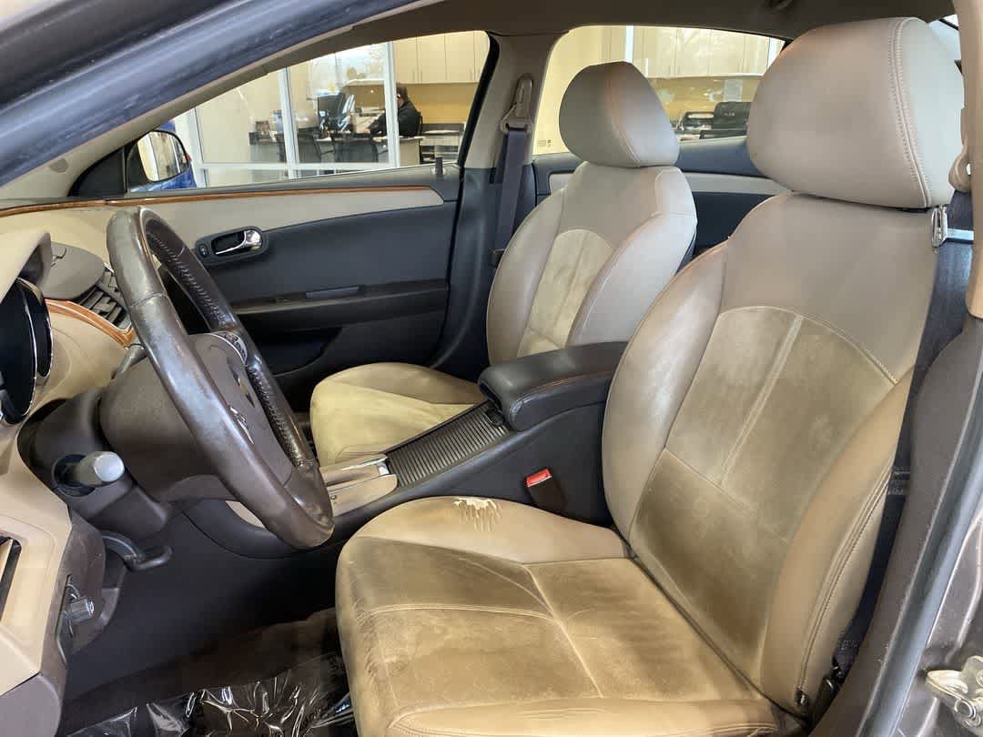 Thumbnail: 2012 Chevrolet Malibu - 11