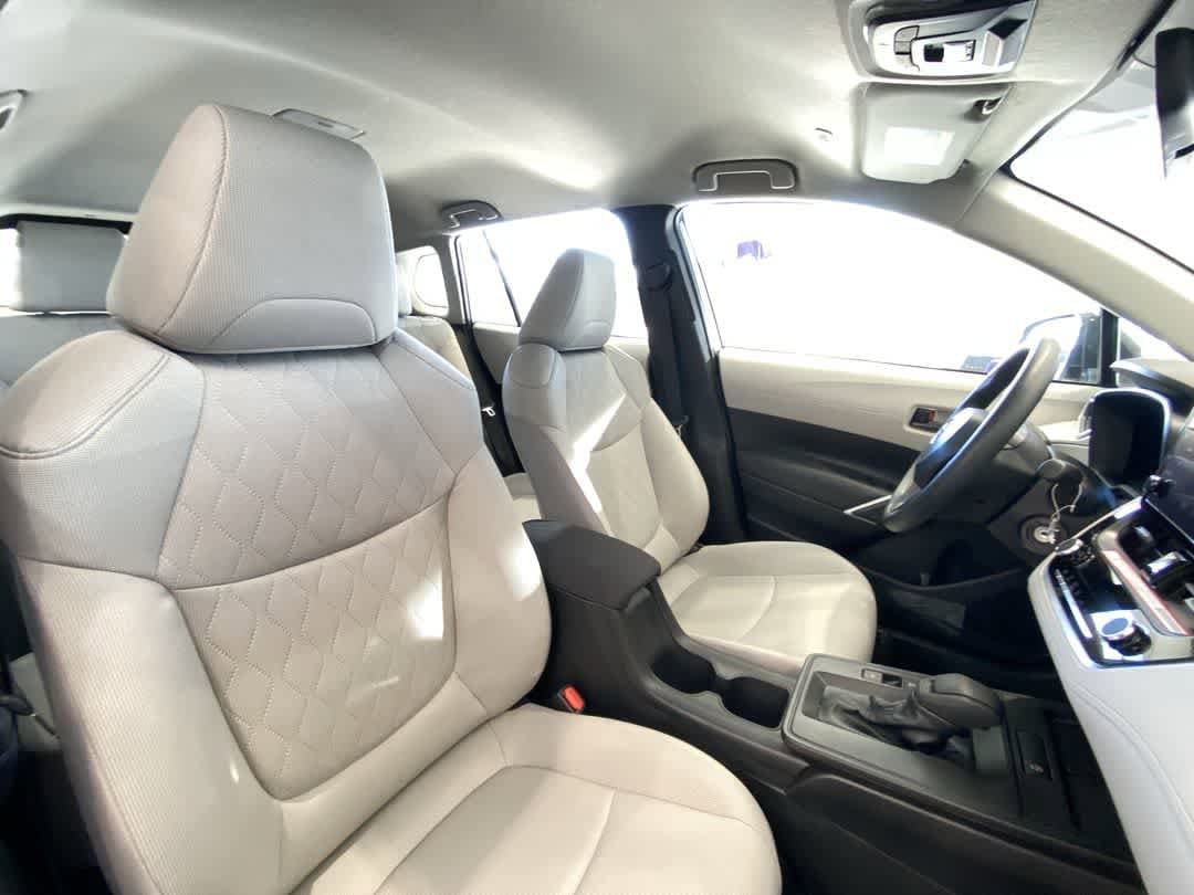 Thumbnail: 2026 Toyota Corolla Cross - 26