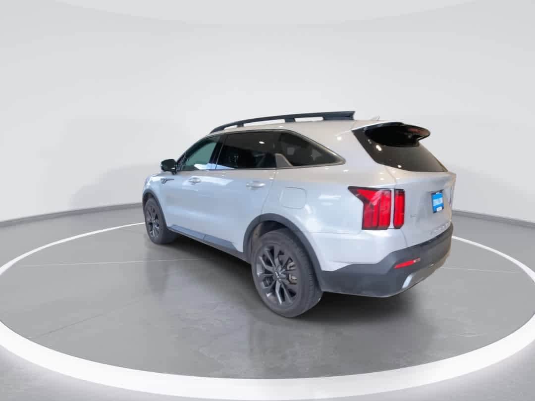 Thumbnail: 2022 Kia Sorento - 5