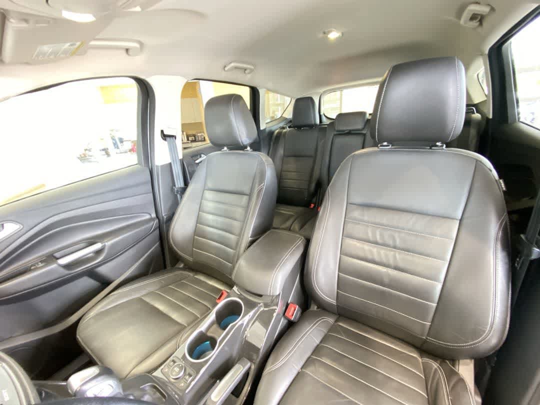 Thumbnail: 2016 Ford Escape - 14