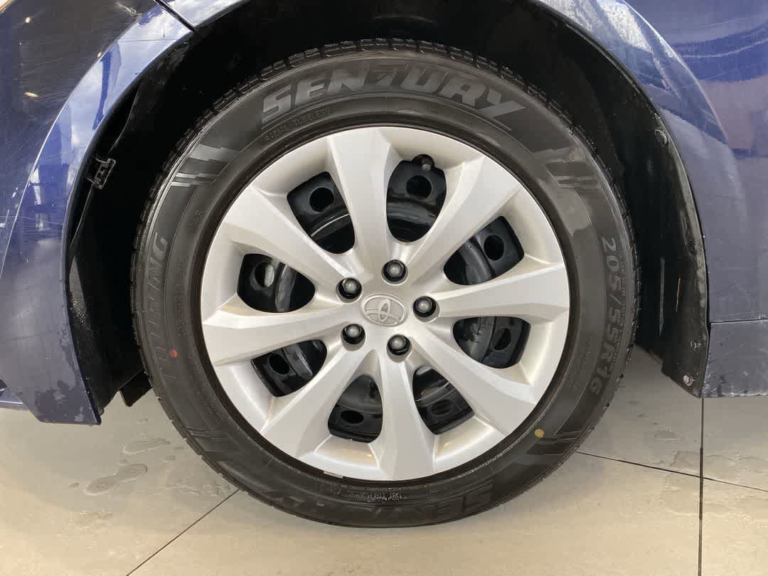 Thumbnail: 2024 Toyota Corolla - 10