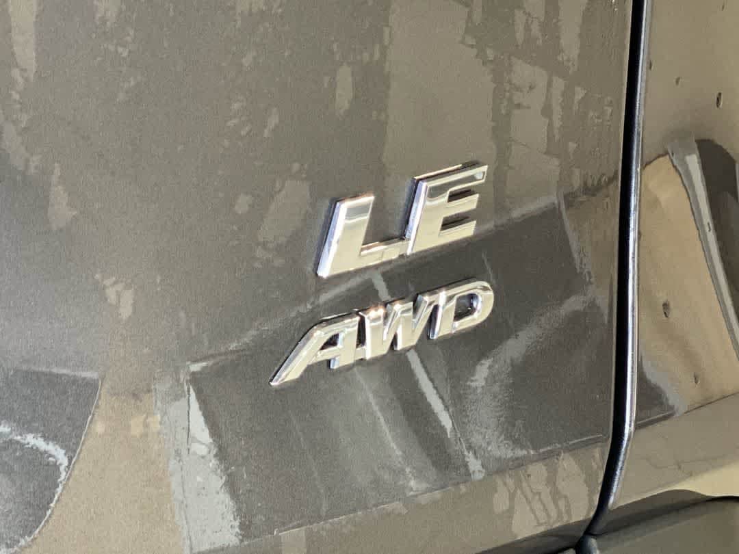 Thumbnail: 2025 Toyota RAV4 - 12