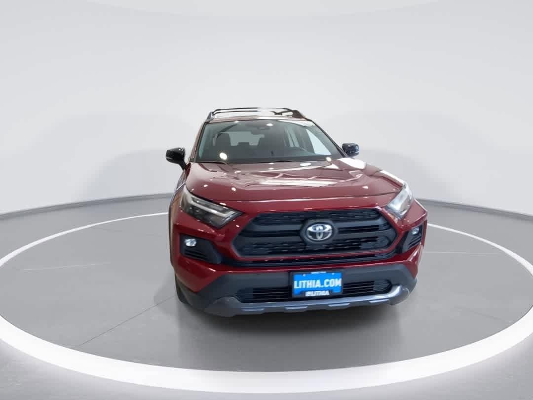 Thumbnail: 2022 Toyota RAV4 - 3