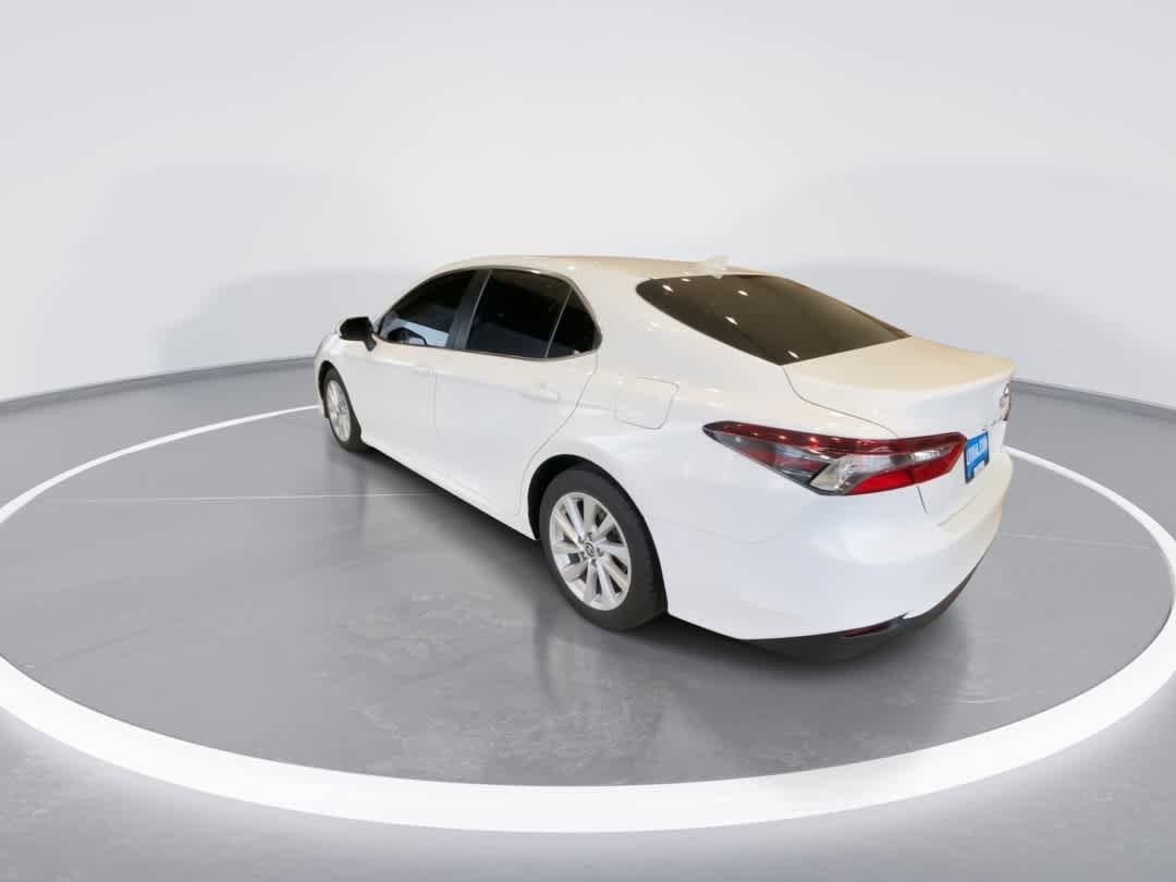 Thumbnail: 2022 Toyota Camry - 6
