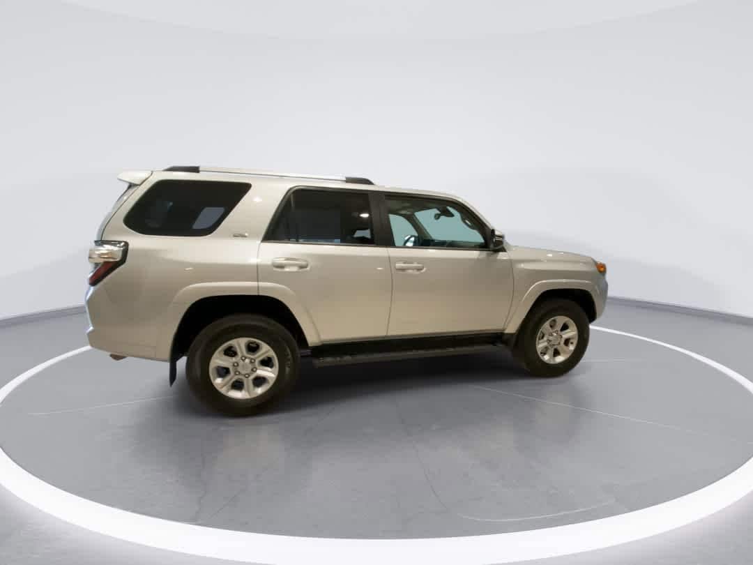 Thumbnail: 2024 Toyota 4Runner - 9