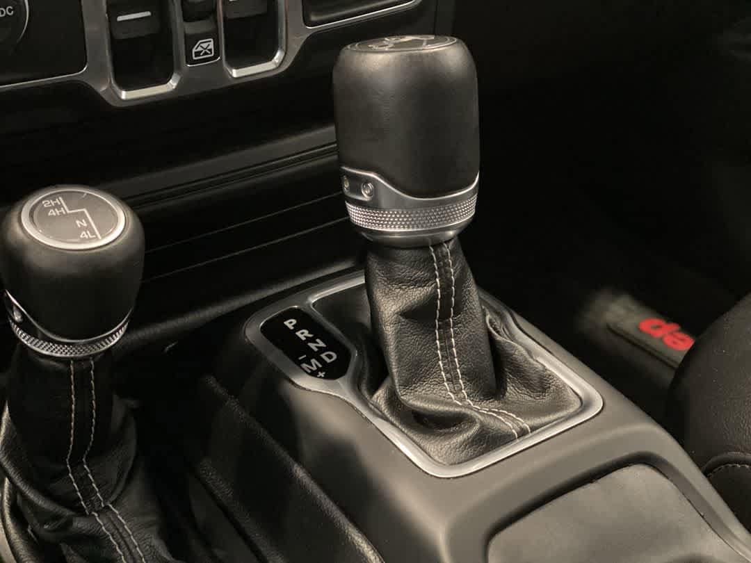 Thumbnail: 2018 Jeep Wrangler - 23