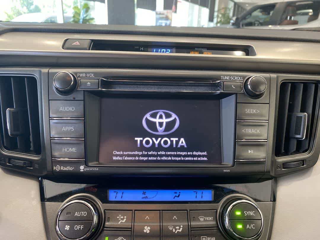 Thumbnail: 2014 Toyota RAV4 - 18