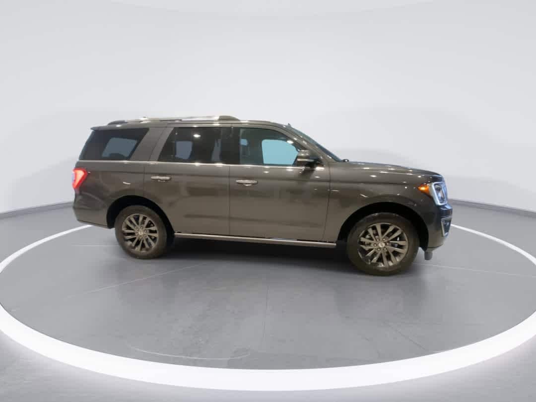 Thumbnail: 2019 Ford Expedition - 9