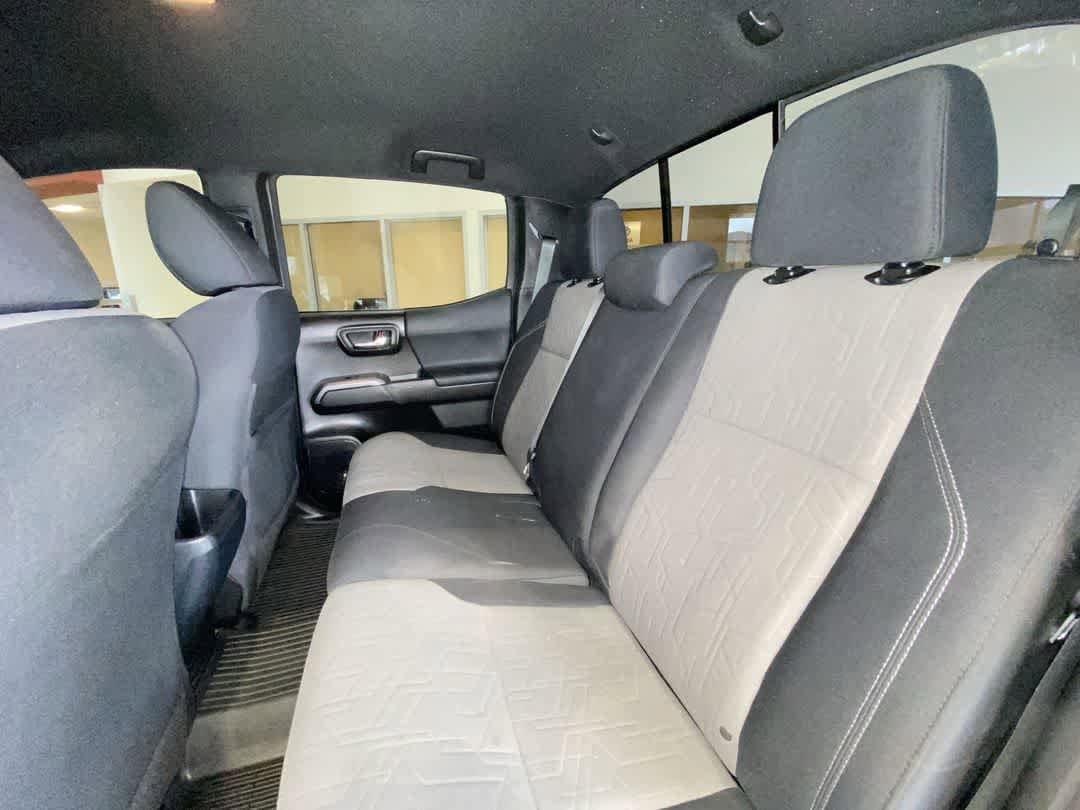 Thumbnail: 2020 Toyota Tacoma - 23