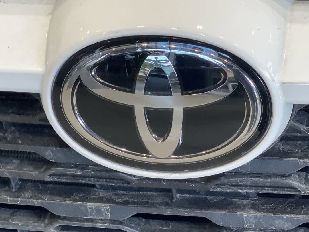 Thumbnail: 2023 Toyota RAV4 - 10