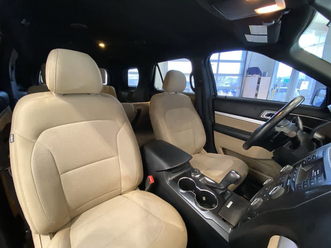 Thumbnail: 2017 Ford Explorer - 27