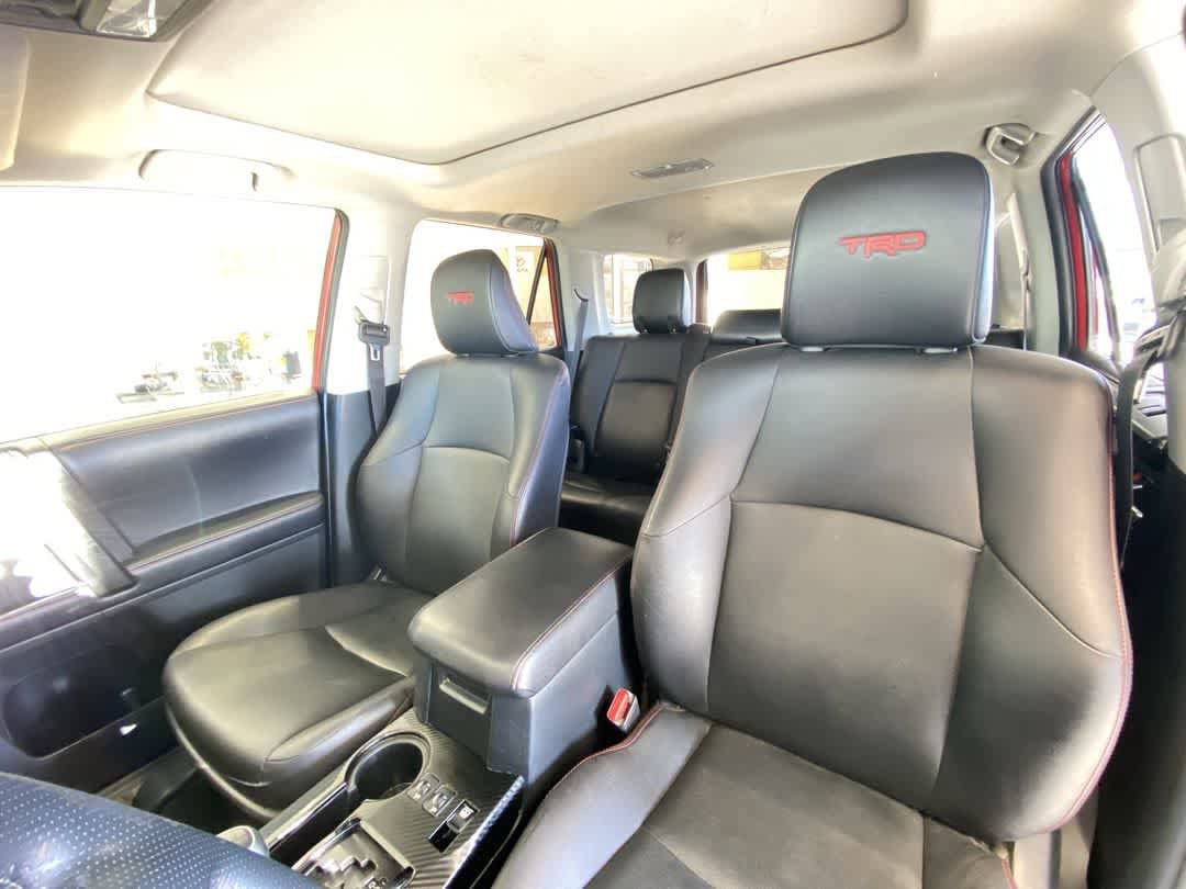 Thumbnail: 2017 Toyota 4Runner - 13