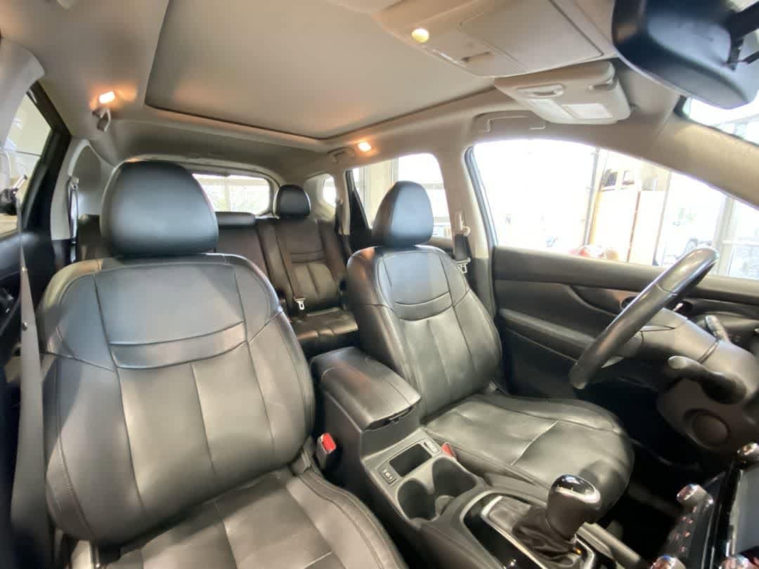 Thumbnail: 2017 Nissan Rogue - 27