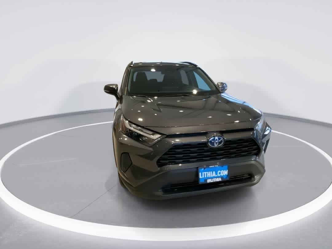 Thumbnail: 2024 Toyota RAV4 - 3