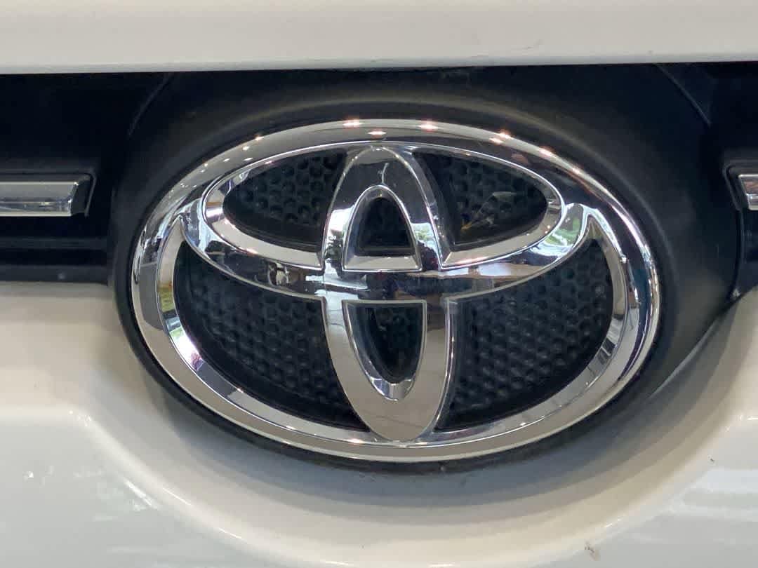 Thumbnail: 2021 Toyota 4Runner - 10