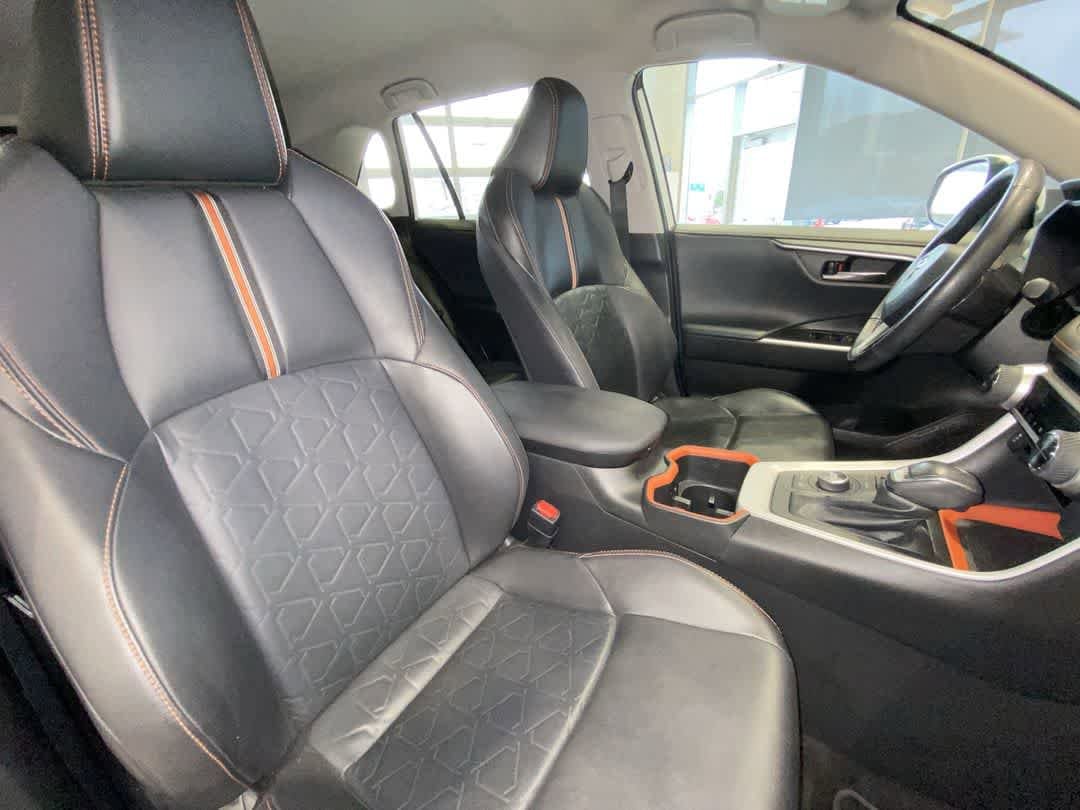 Thumbnail: 2022 Toyota RAV4 - 25