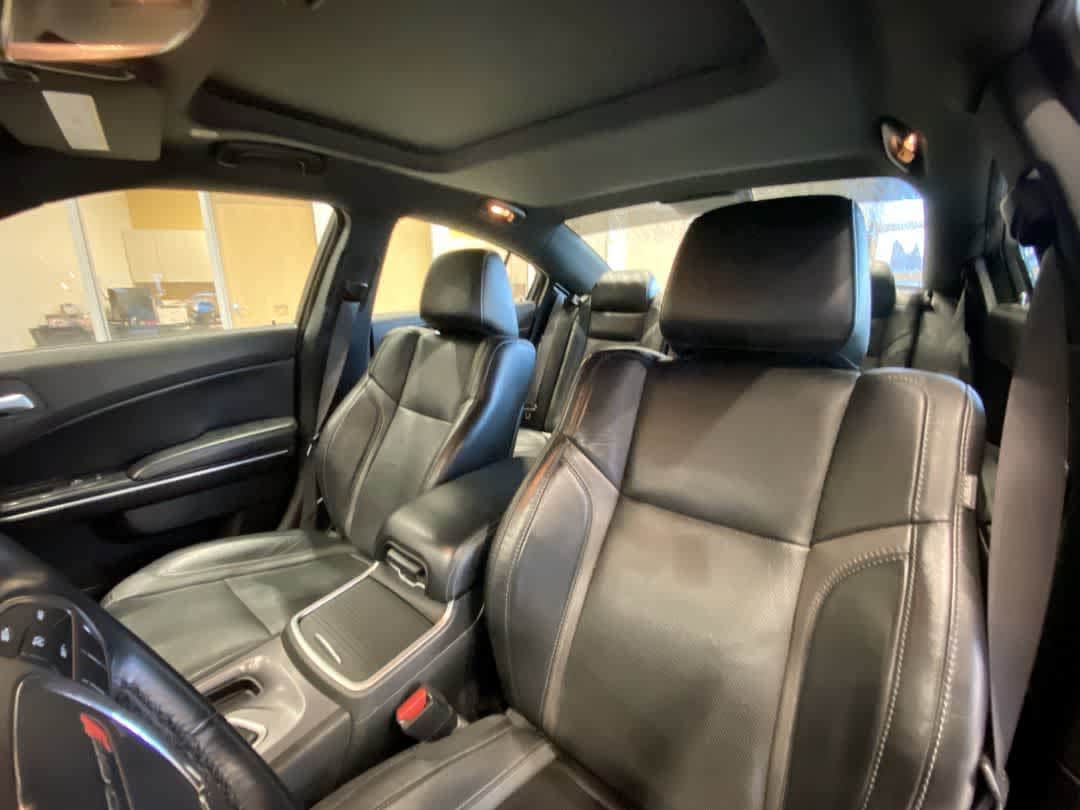 Thumbnail: 2022 Dodge Charger - 13