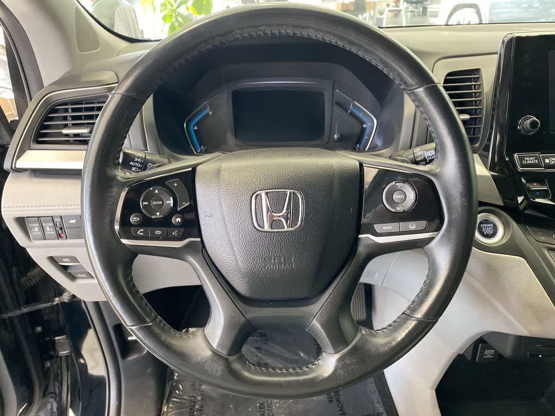 Thumbnail: 2018 Honda Odyssey - 14