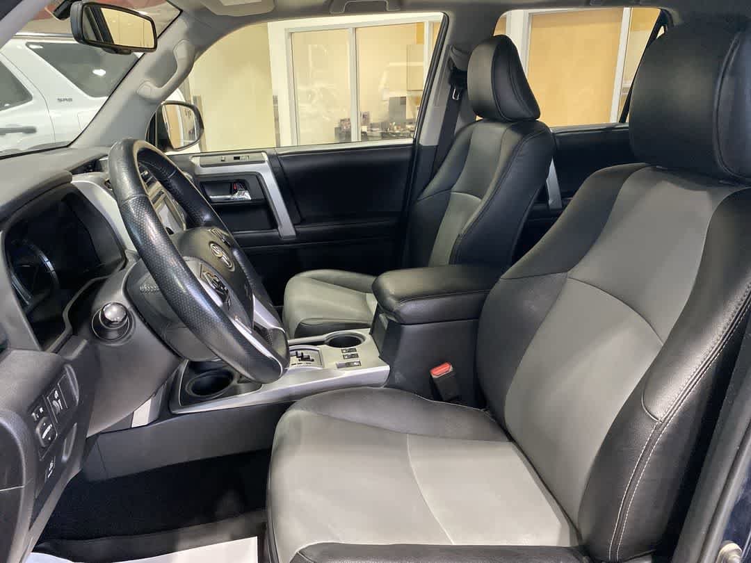 Thumbnail: 2018 Toyota 4Runner - 13