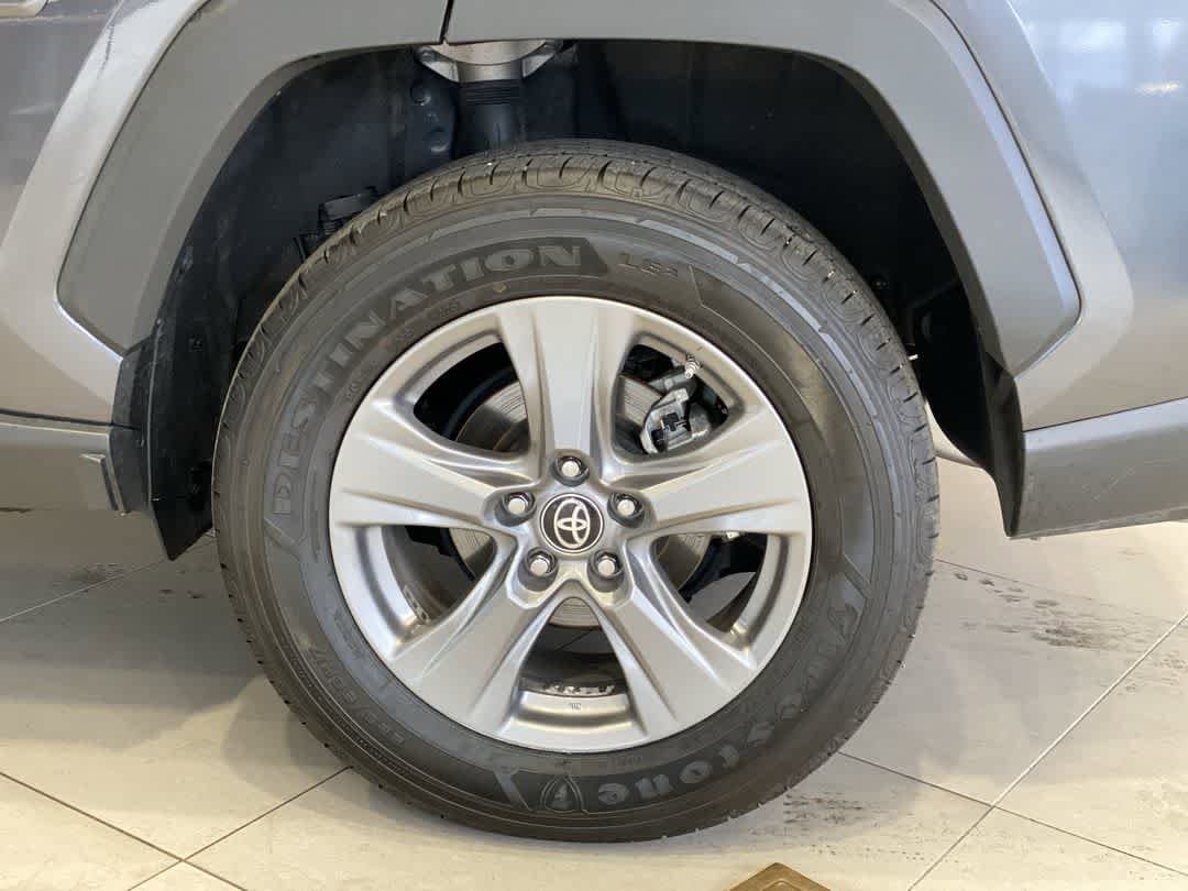 Thumbnail: 2024 Toyota RAV4 - 13