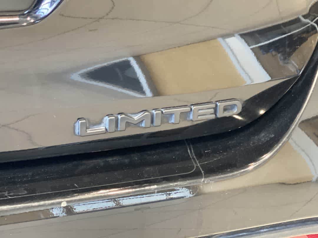 Thumbnail: 2023 Toyota Highlander - 11