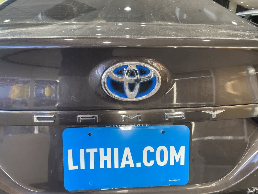 Thumbnail: 2018 Toyota Camry - 11