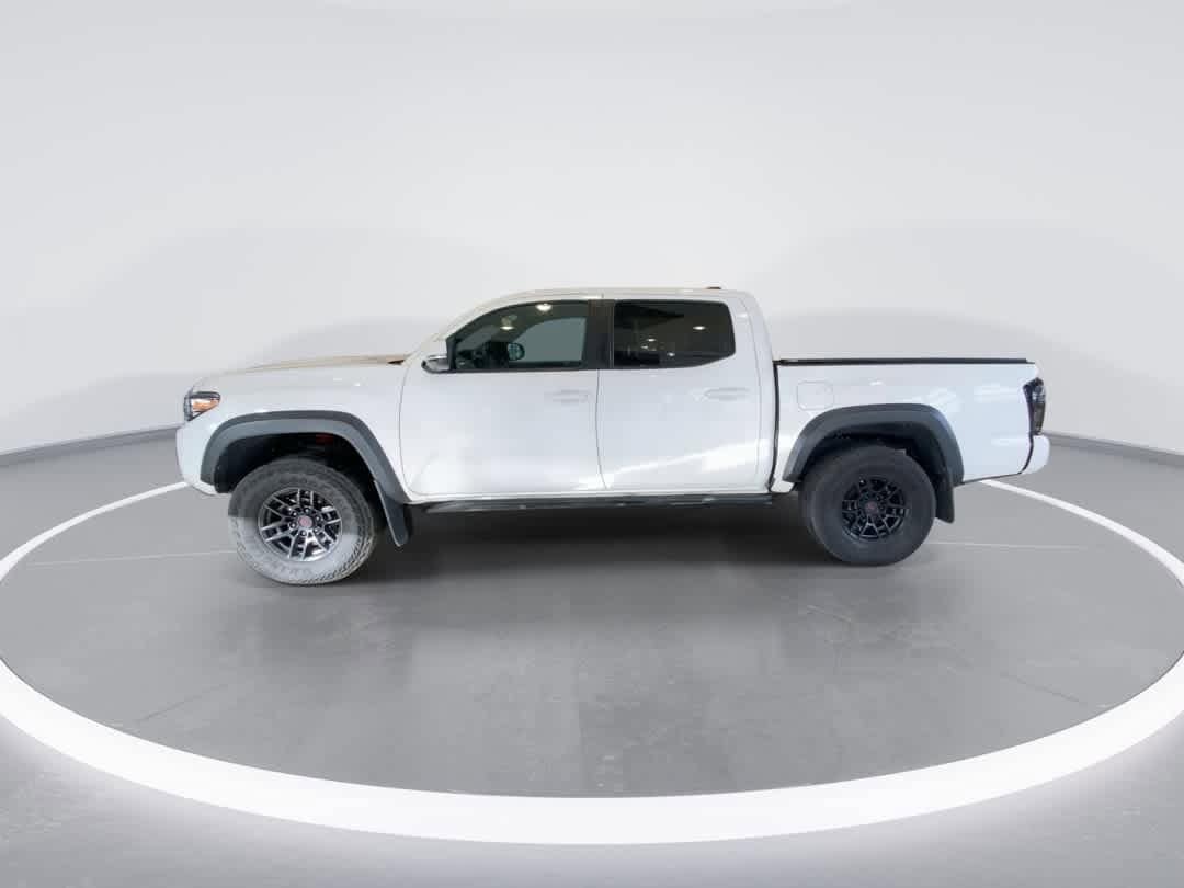 Thumbnail: 2020 Toyota Tacoma - 5