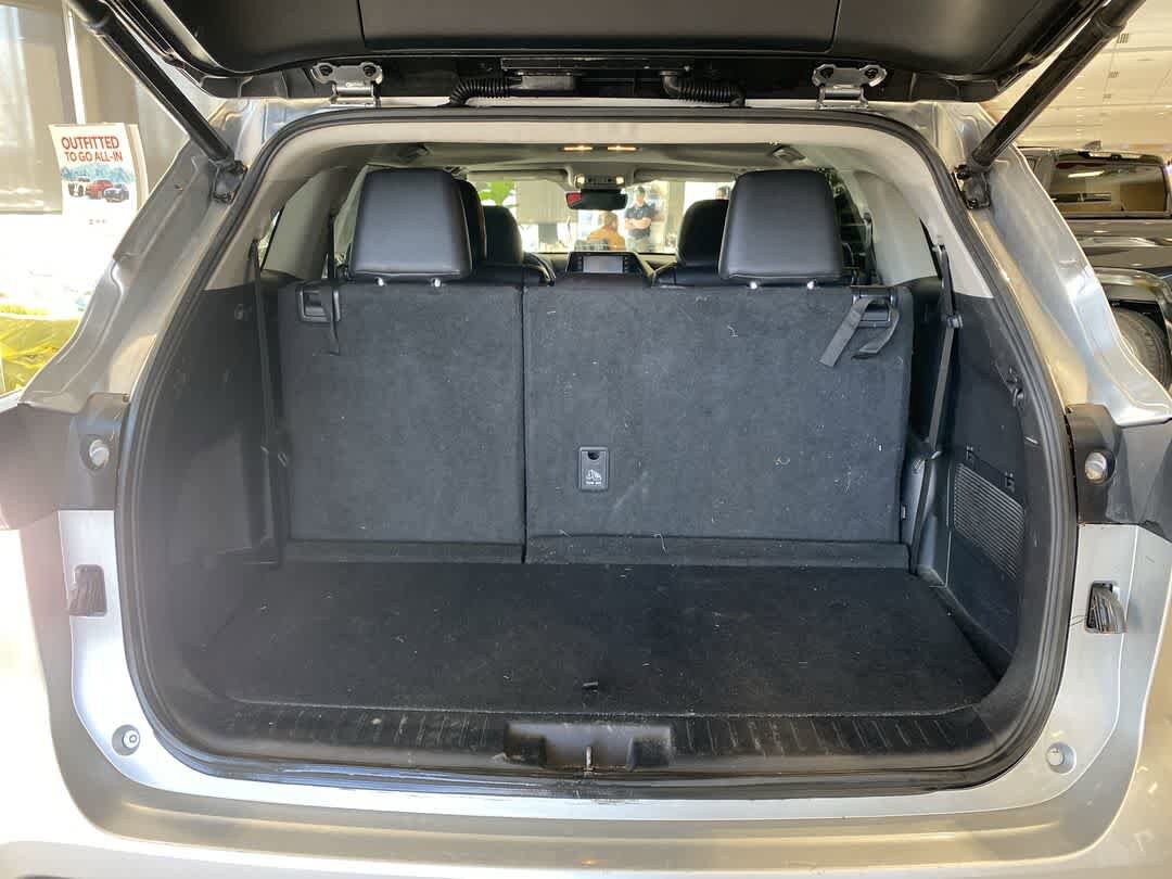 Thumbnail: 2021 Toyota Highlander - 24