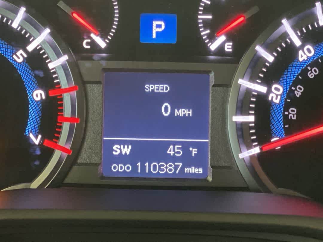 Thumbnail: 2018 Toyota 4Runner - 15