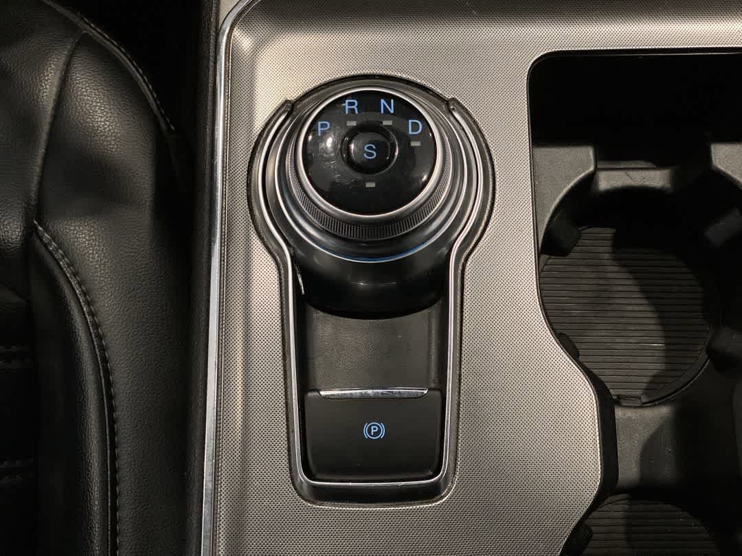 Thumbnail: 2022 Ford Edge - 22