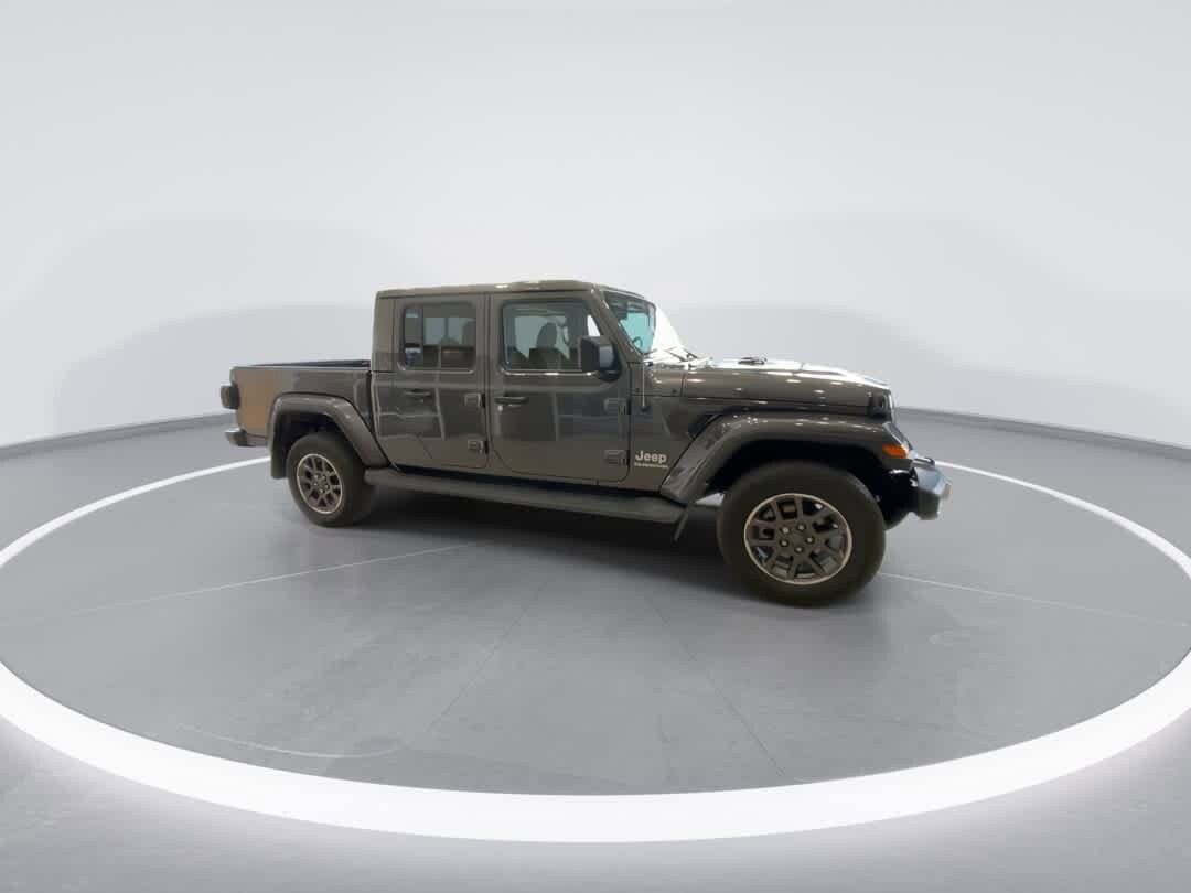 2020 Jeep Gladiator Overland photo 2