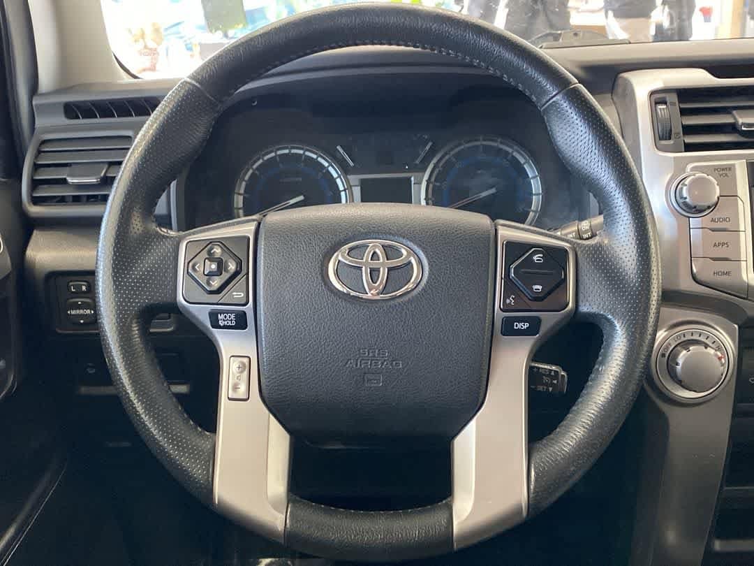 Thumbnail: 2019 Toyota 4Runner - 16